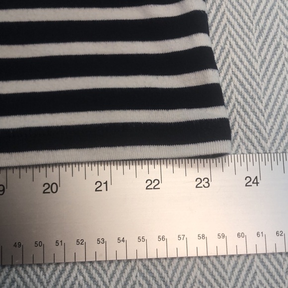 KIM ROGERS XL Navy White  Pit to Pit 22 1/4"  Cotton 3/4 length sleeves  Preworn - Picture 11 of 13